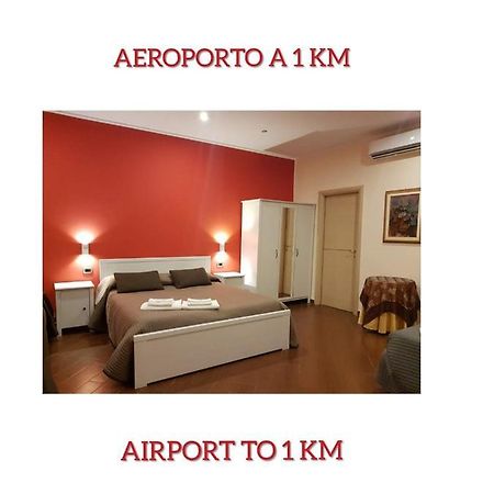 Simpson - Aeroporto Di Bari - Affittacamere Екстер'єр фото
