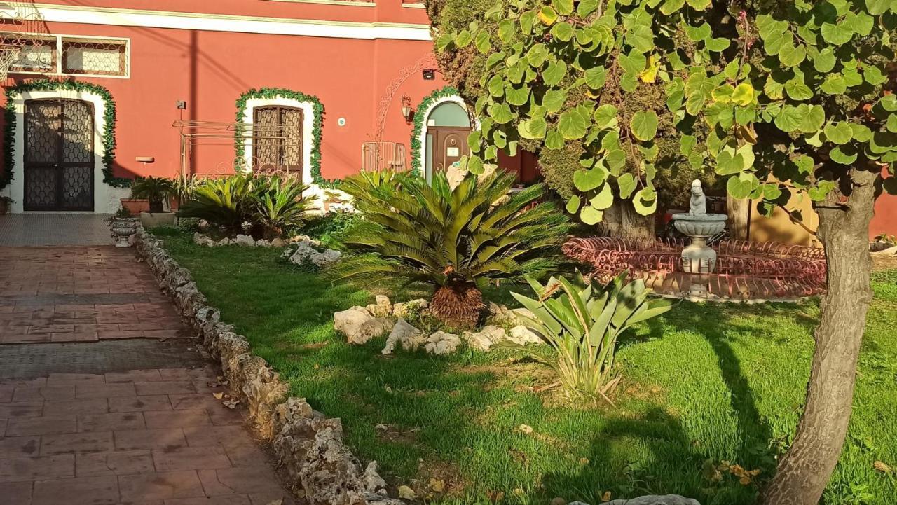Simpson - Aeroporto Di Bari - Affittacamere Екстер'єр фото
