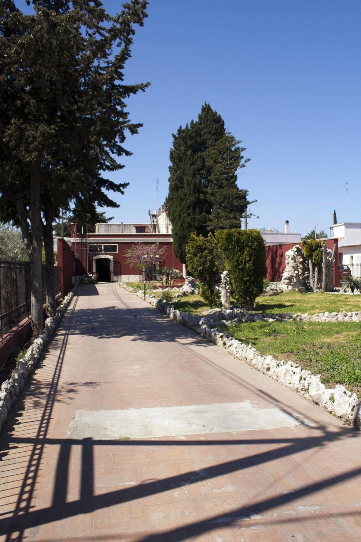 Simpson - Aeroporto Di Bari - Affittacamere Екстер'єр фото